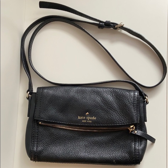 kate spade Handbags - Kate Spade Crossbody bag